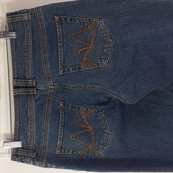 New York Co. Blue Jeans Women's Size 6 Cuffed Jean Capris - Picture 10 of 16